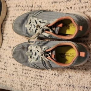 Saucony Form 2u Running Shoes